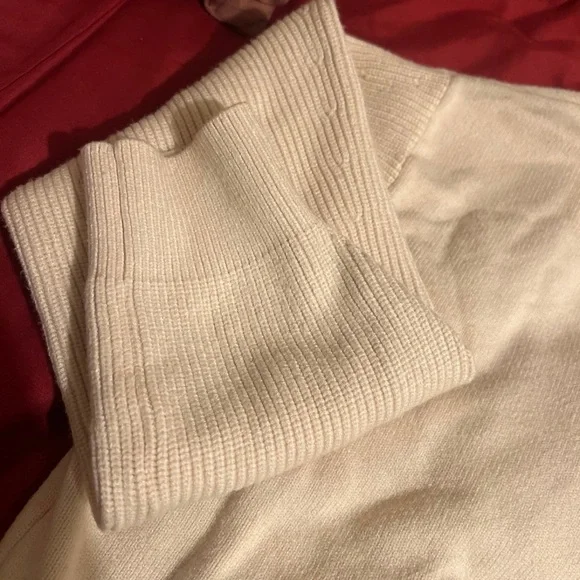 Mango Round neck knitted sweater - Picture 4 of 5